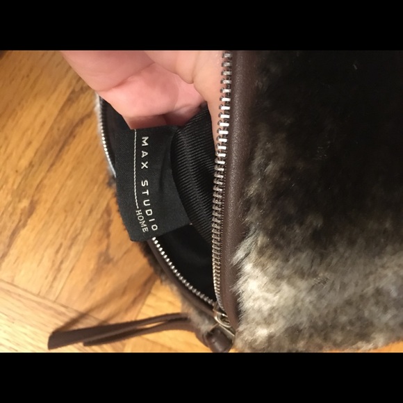 Max Studio Home Furry Tablet/Accessories Case - Picture 3 of 3